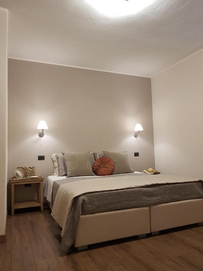 B&B Al Civico16 Guspini Ngoại thất bức ảnh