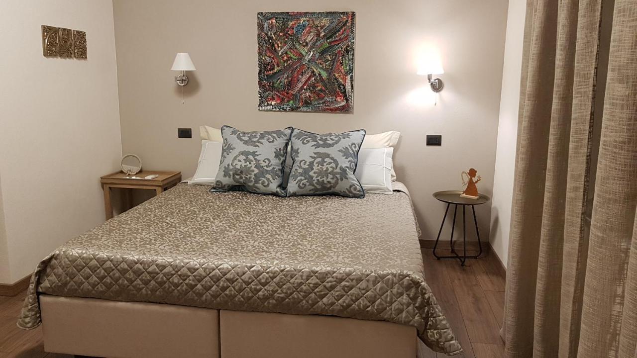 B&B Al Civico16 Guspini Ngoại thất bức ảnh