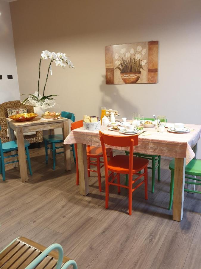 B&B Al Civico16 Guspini Ngoại thất bức ảnh