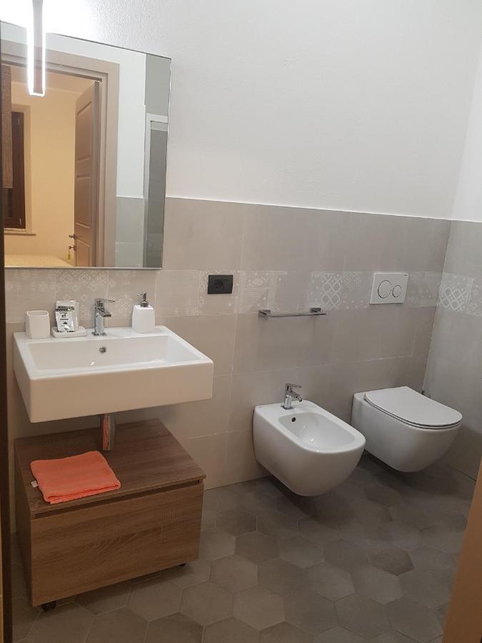 B&B Al Civico16 Guspini Ngoại thất bức ảnh